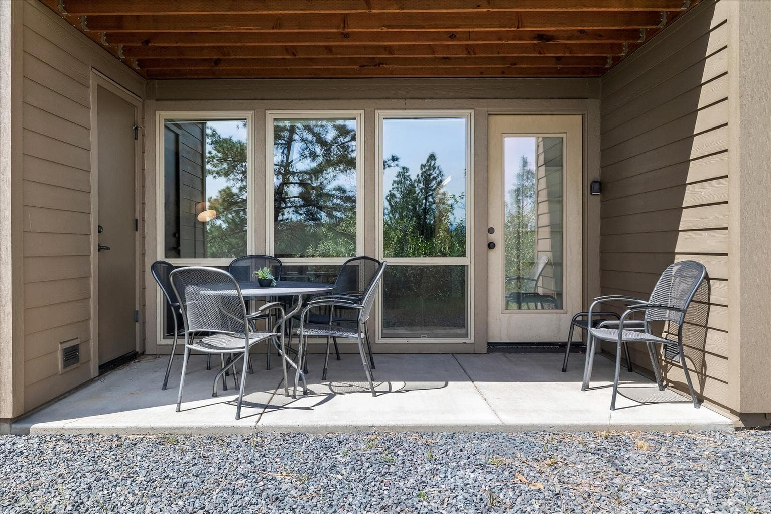 Photo of 18575 SW Century Drive 14 of 31