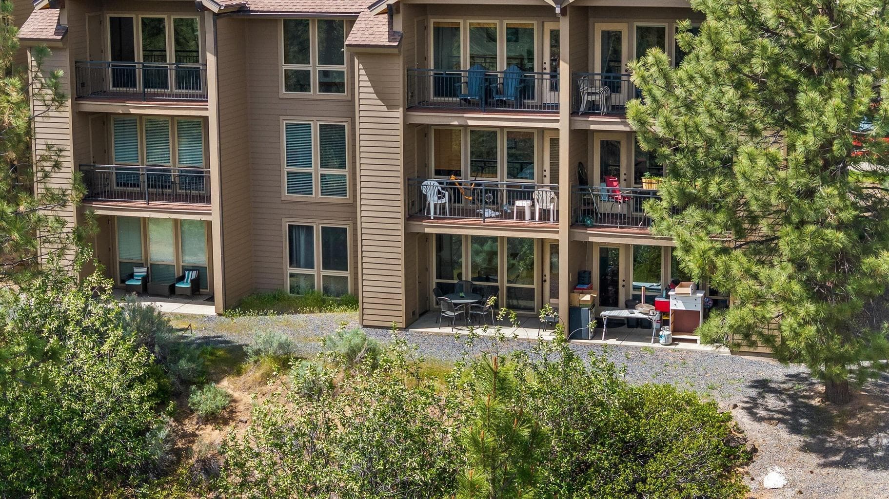 Photo of 18575 SW Century Drive 17 of 31