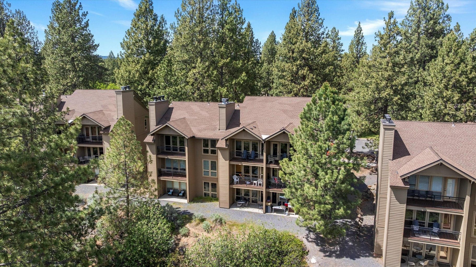 Photo of 18575 SW Century Drive 18 of 31