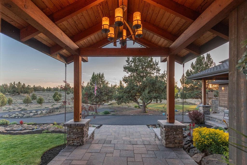 Photo of 61465 White Peaks Court 16 of 130