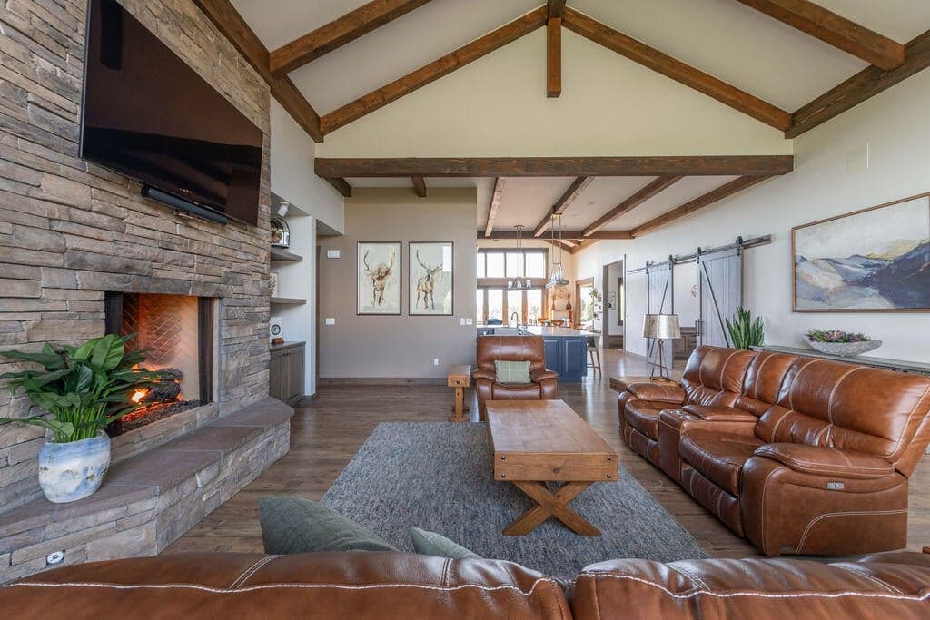 Photo of 61465 White Peaks Court 57 of 130