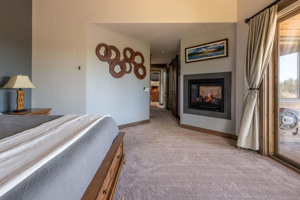 Photo of 61465 White Peaks Court 67 of 130