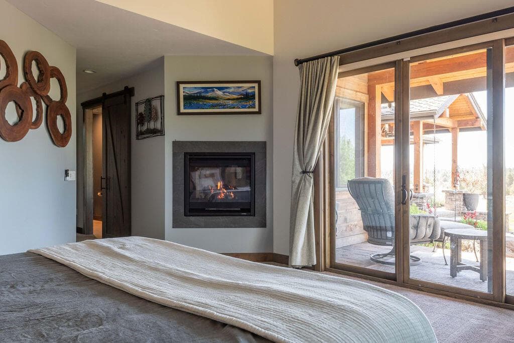 Photo of 61465 White Peaks Court 69 of 130
