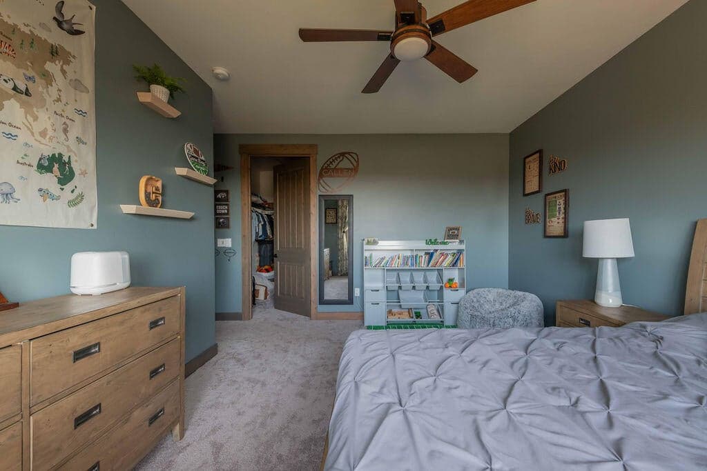 Photo of 61465 White Peaks Court 115 of 130