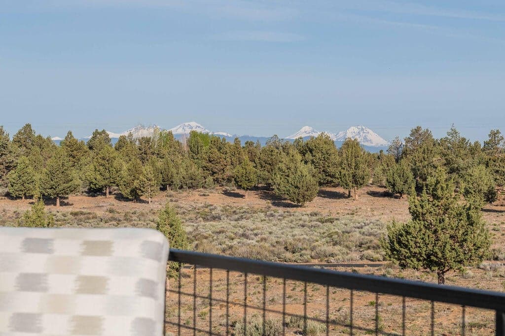 Photo of 61465 White Peaks Court 125 of 130