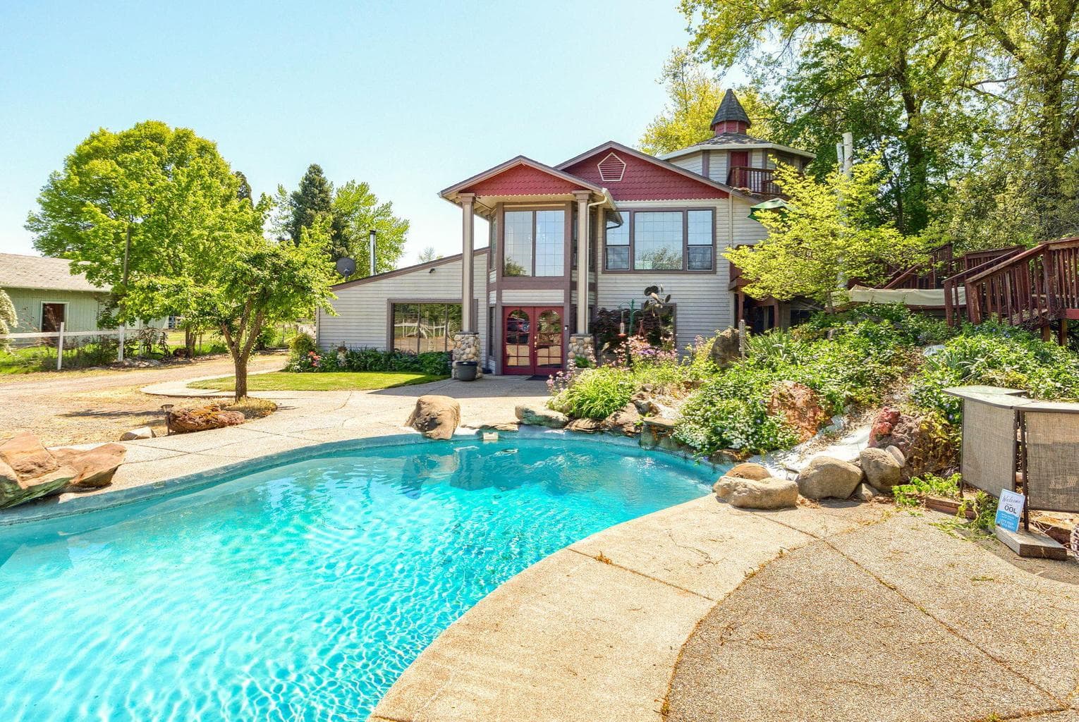 Photo of 3600 Madrona 2 of 85