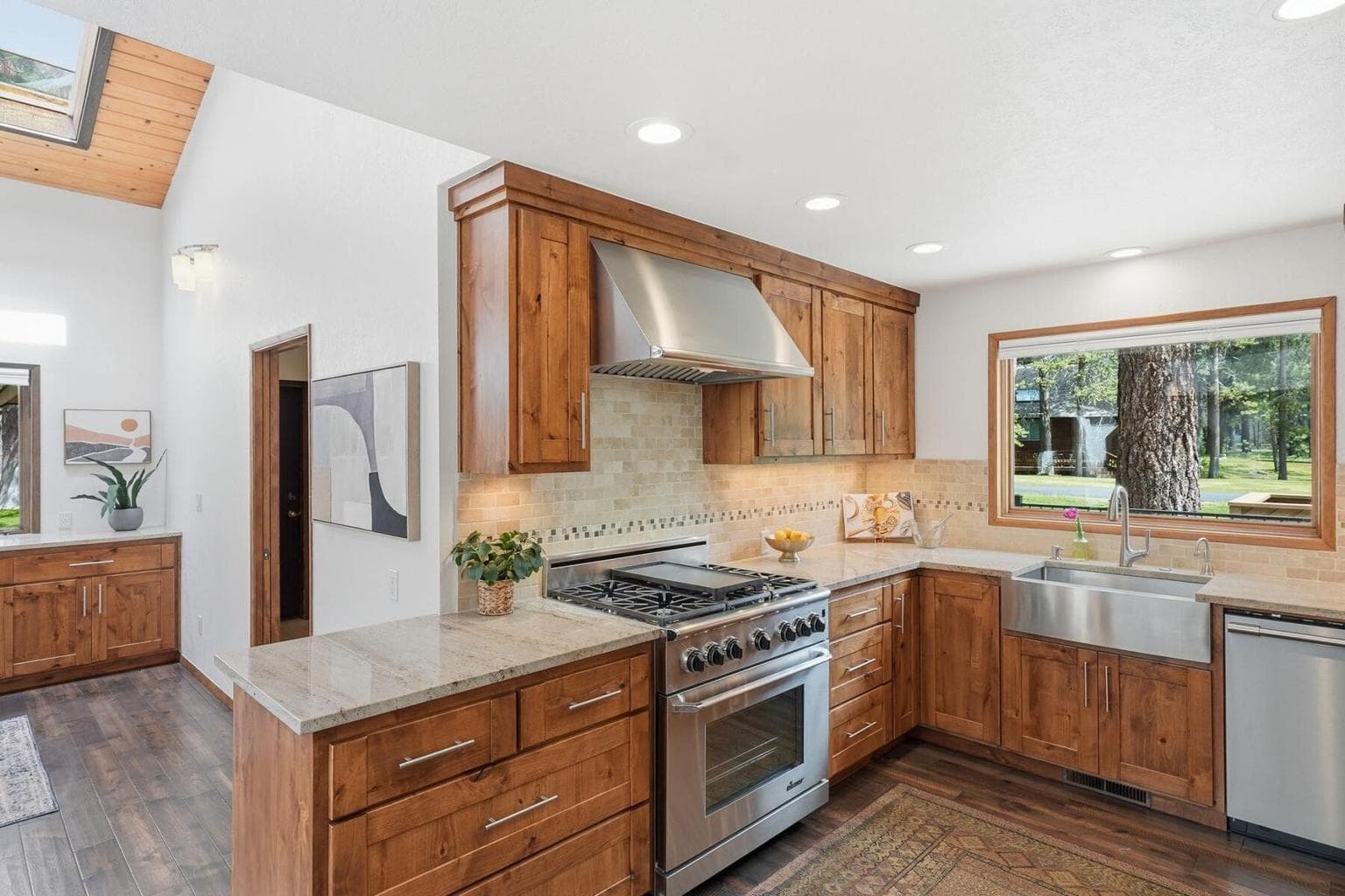 Photo of 17735 Squirrel Lane 8 of 51
