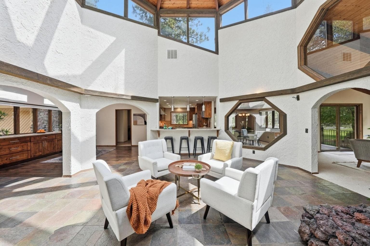 Photo of 17735 Squirrel Lane 19 of 51