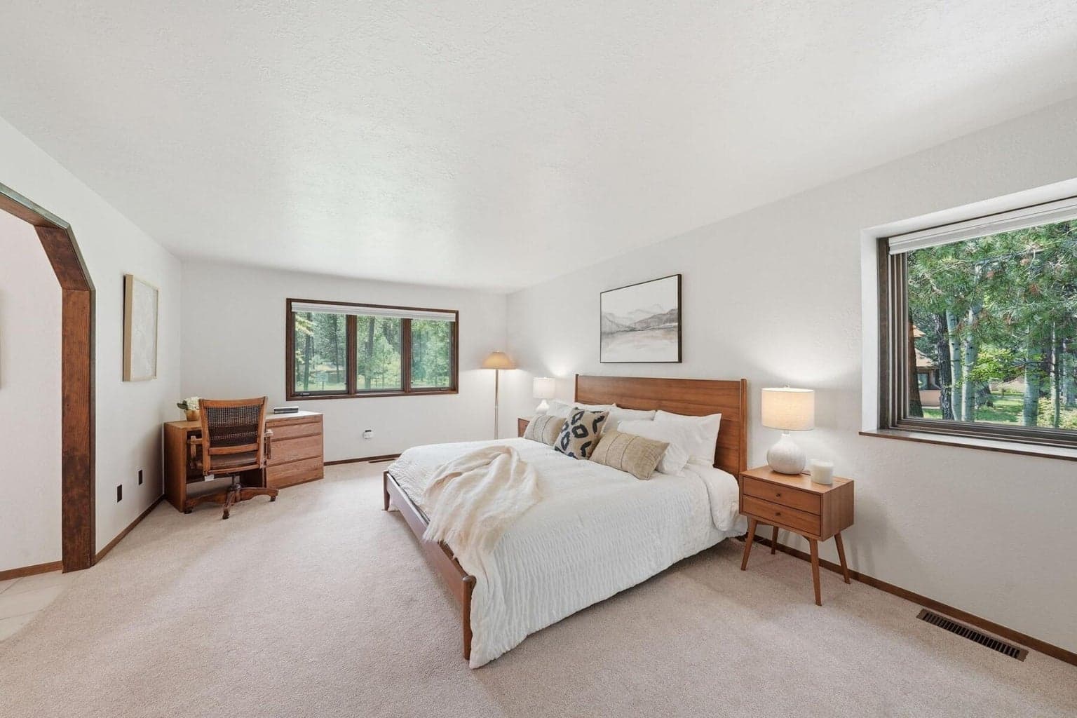 Photo of 17735 Squirrel Lane 29 of 51