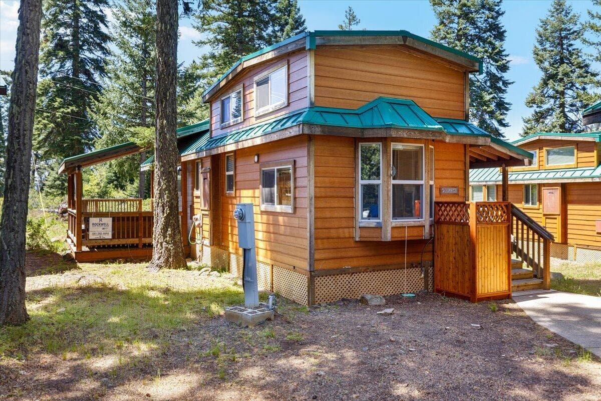 Photo of 7979 Hyatt Prairie 4 of 35