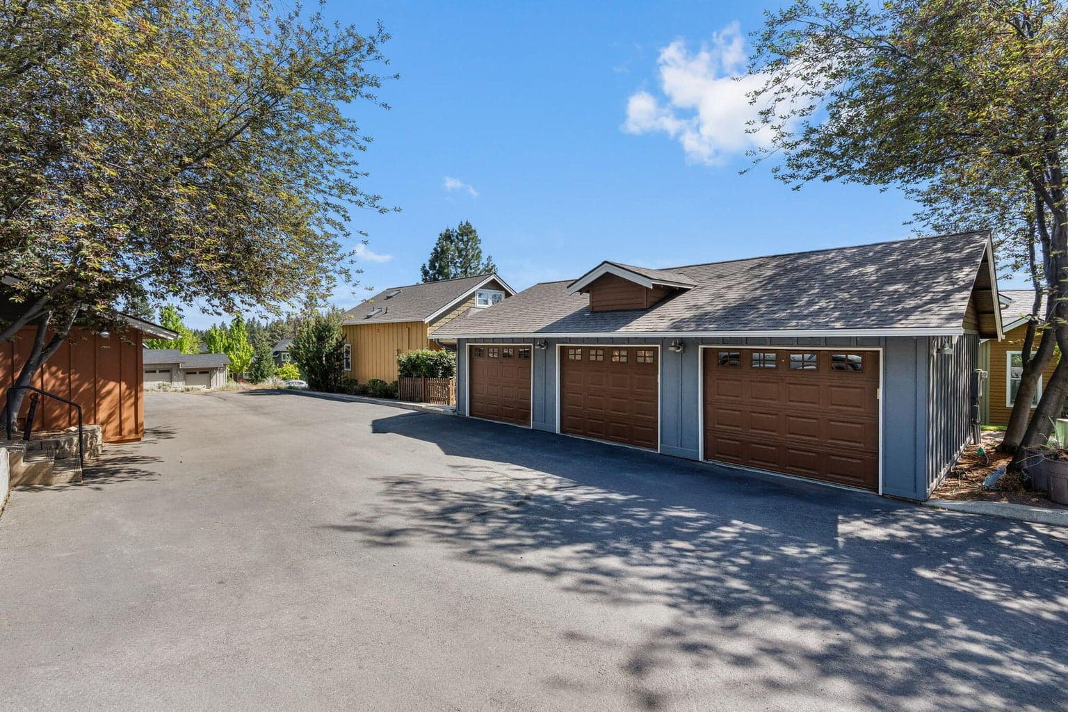 Single-car garage with remote and key pad