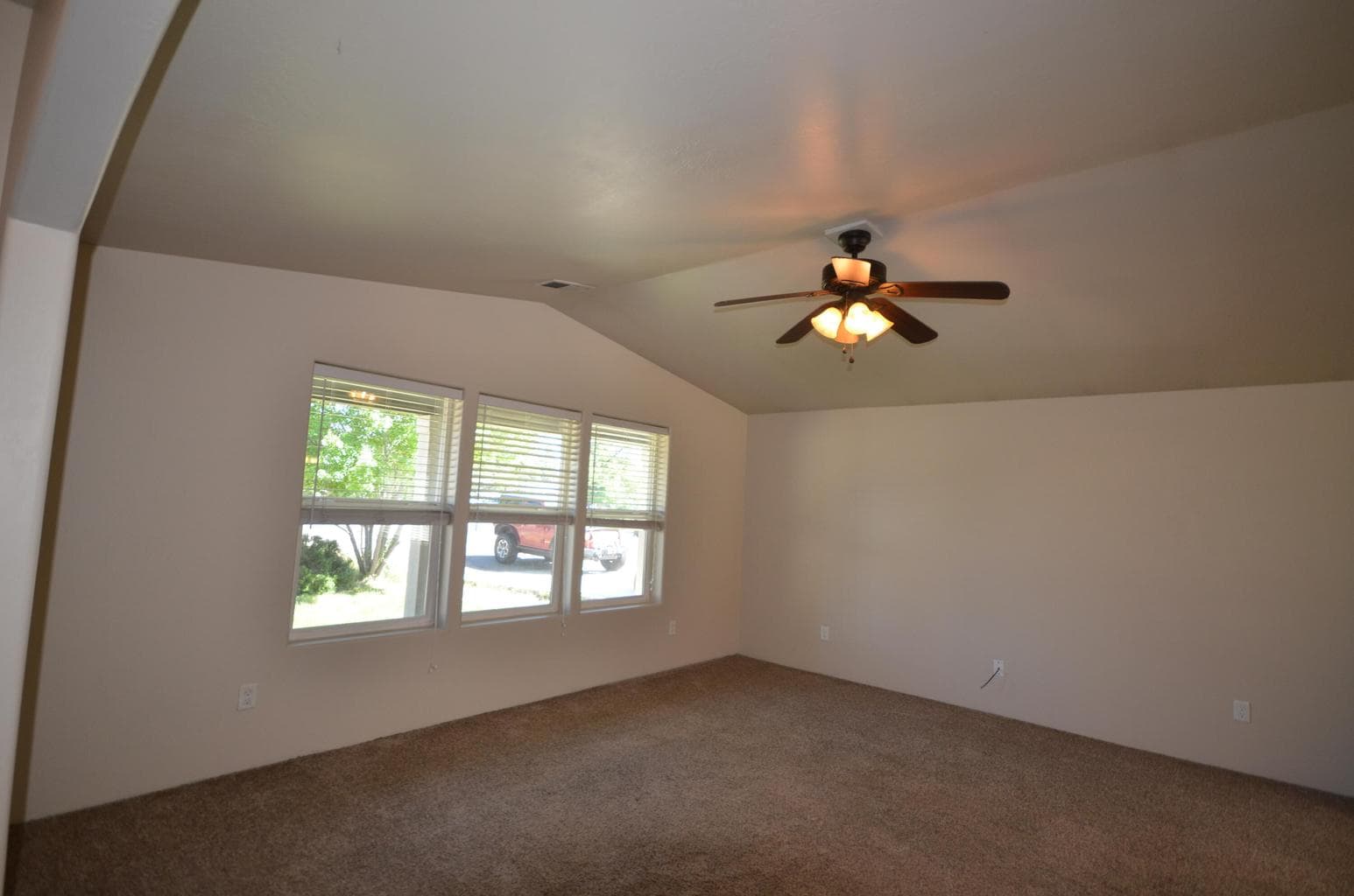 Photo of 3512 Avenue H 5 of 37