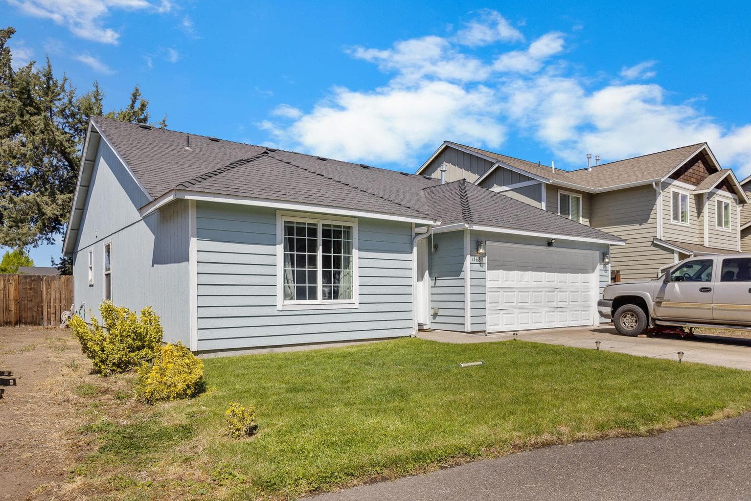 Photo of 1468 27th 2 of 26