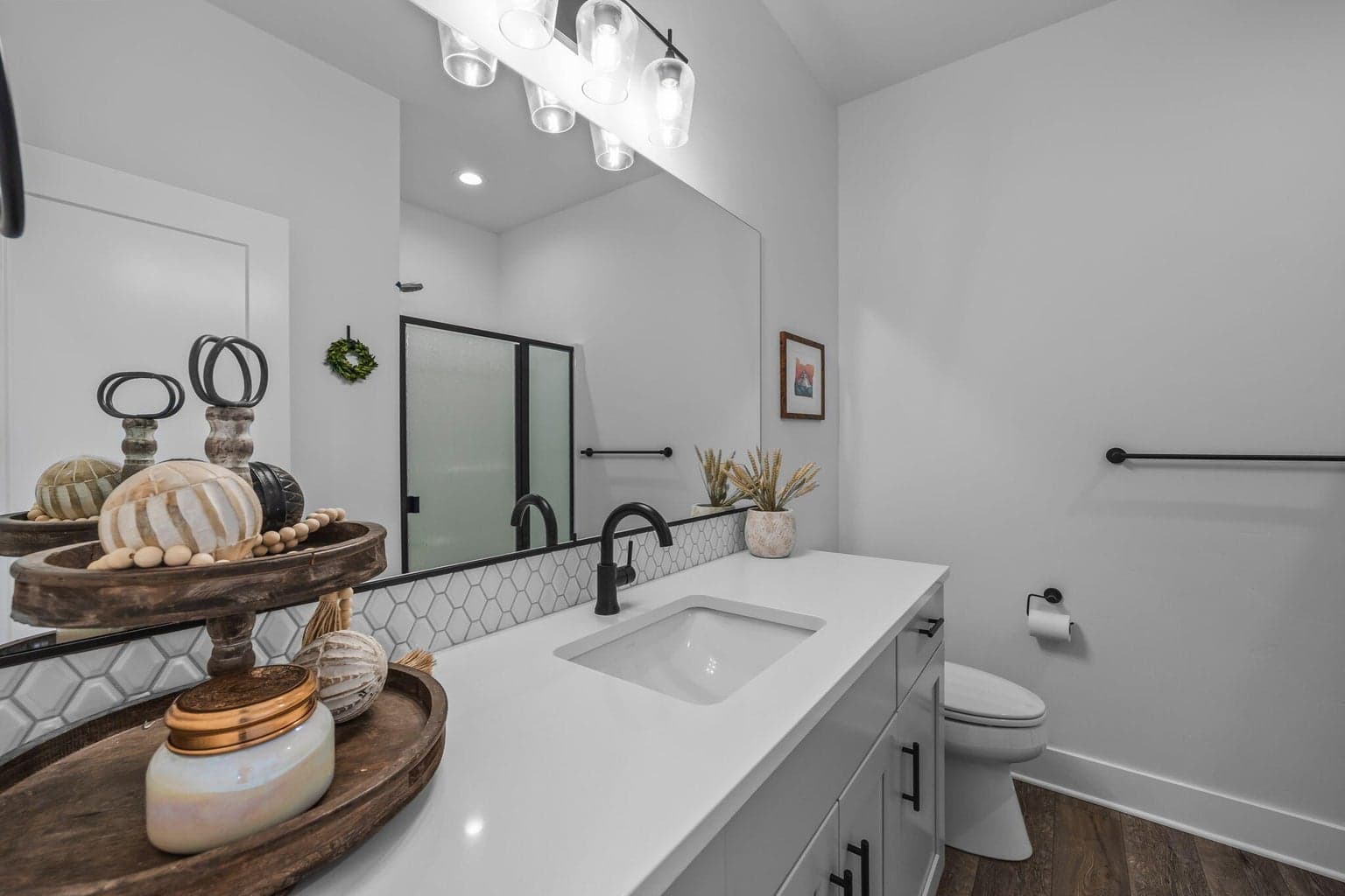 Full bath located downstairs.