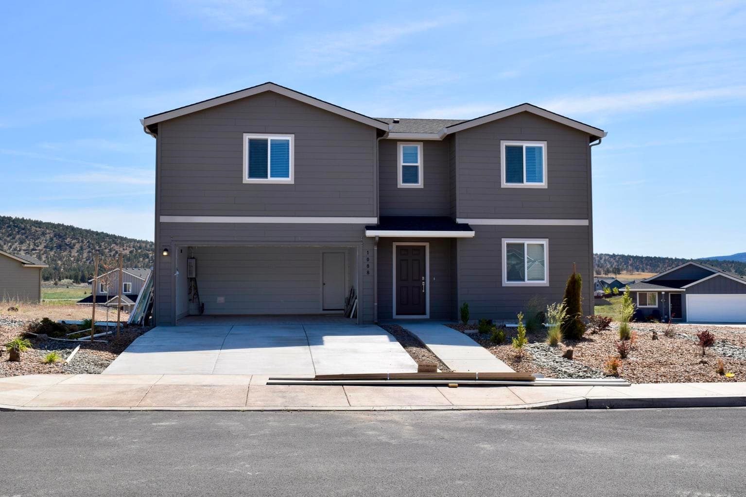 Photo of 1088 Cobbleridge 4 of 40