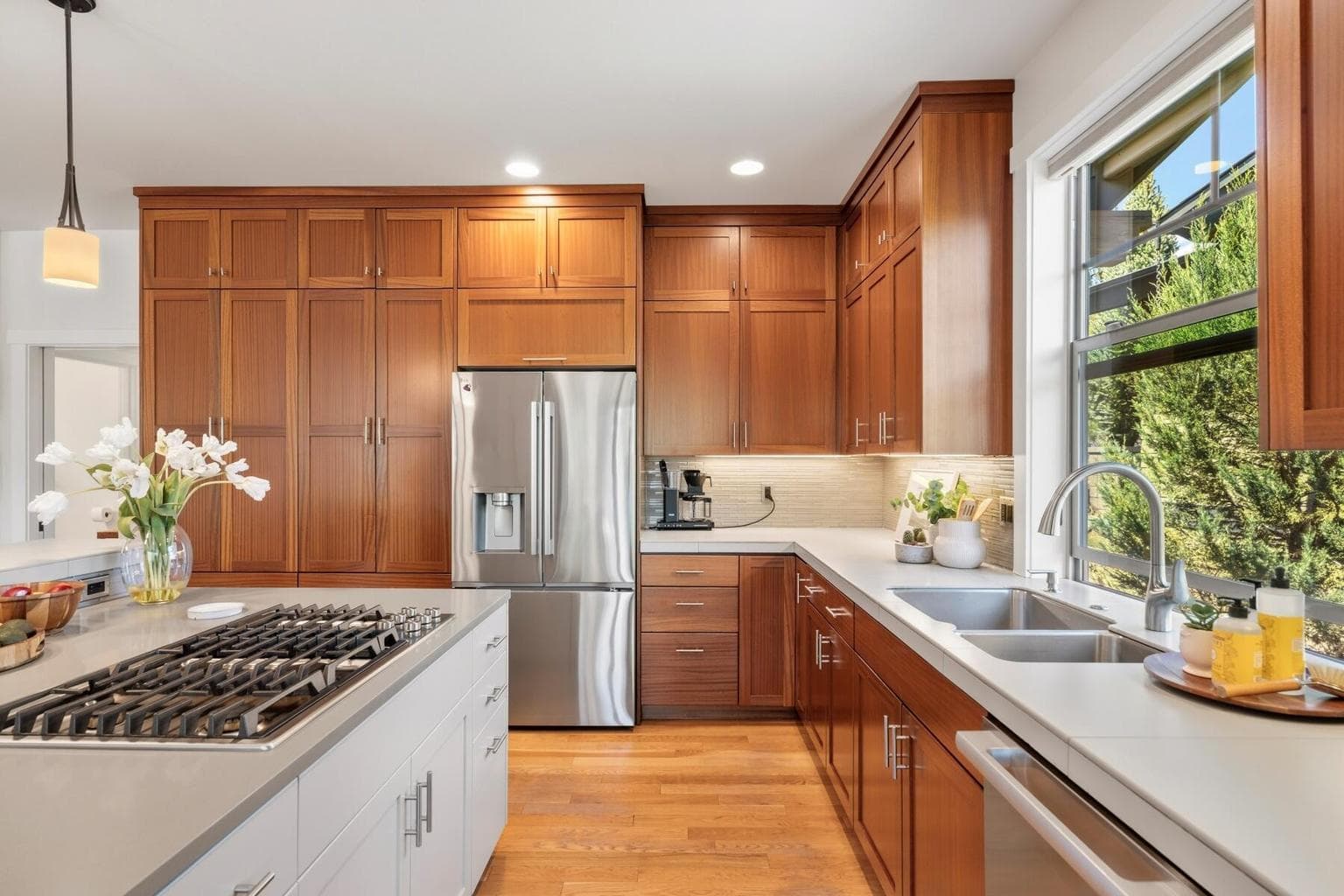 Photo of 2176 NW Lolo Drive 8 of 53