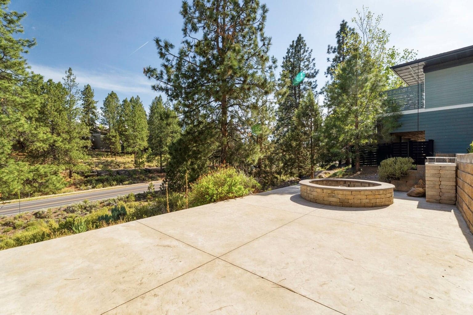 Photo of 2176 NW Lolo Drive 25 of 53