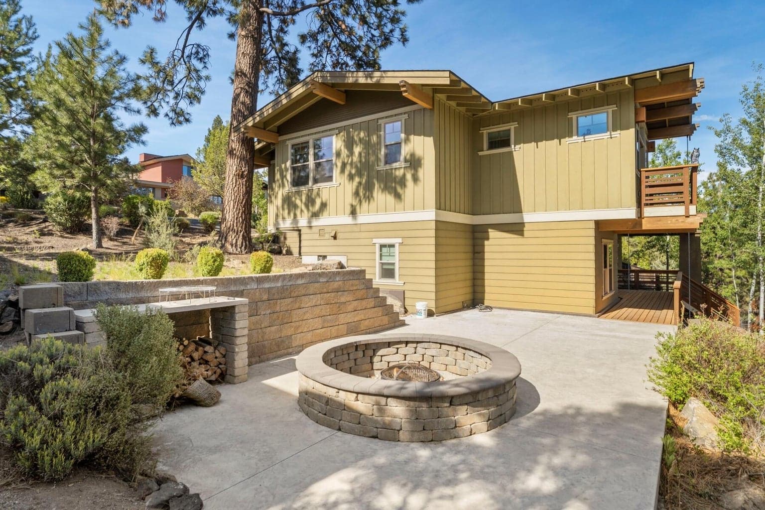Photo of 2176 NW Lolo Drive 27 of 53