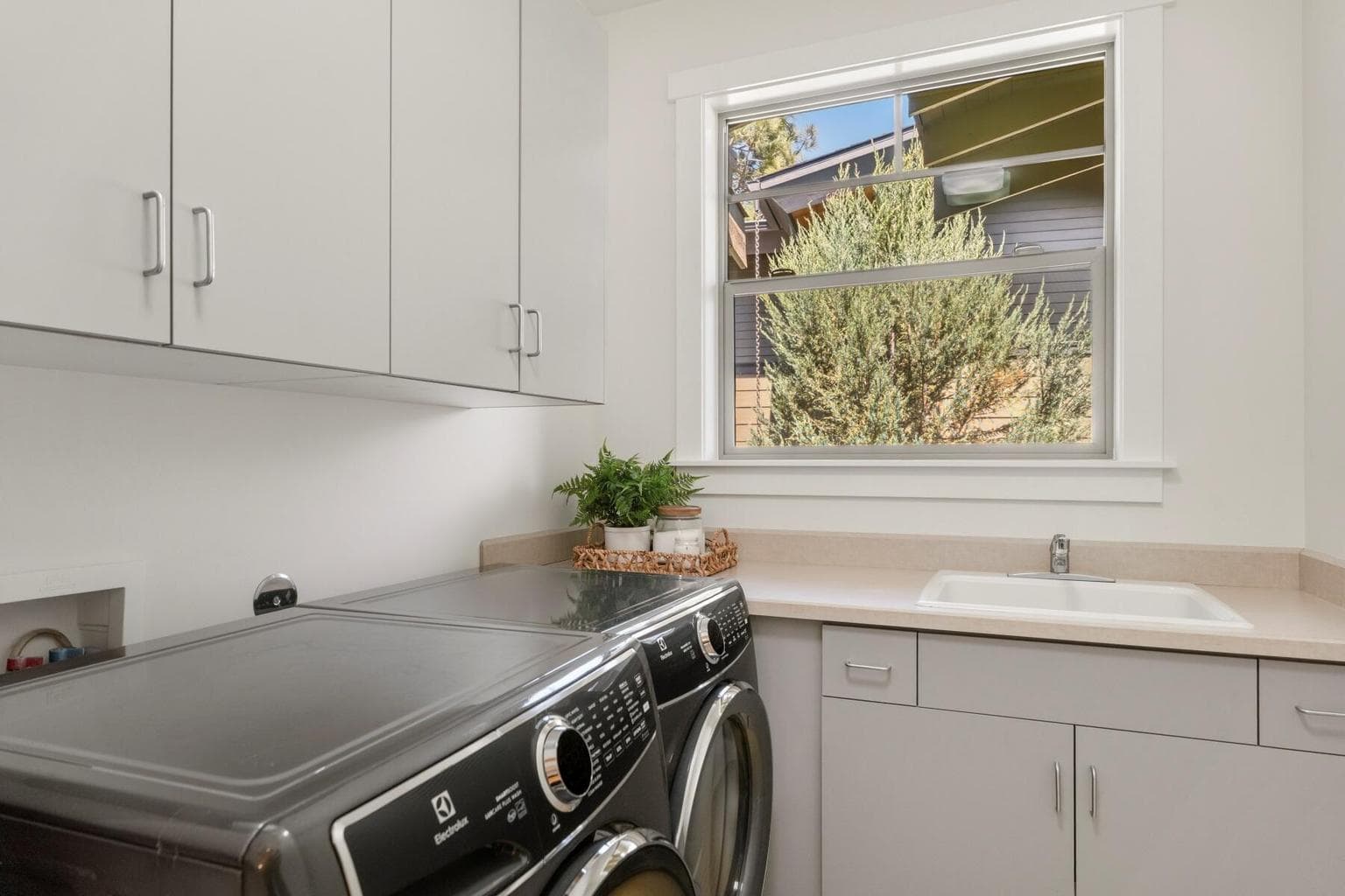 Photo of 2176 NW Lolo Drive 49 of 53