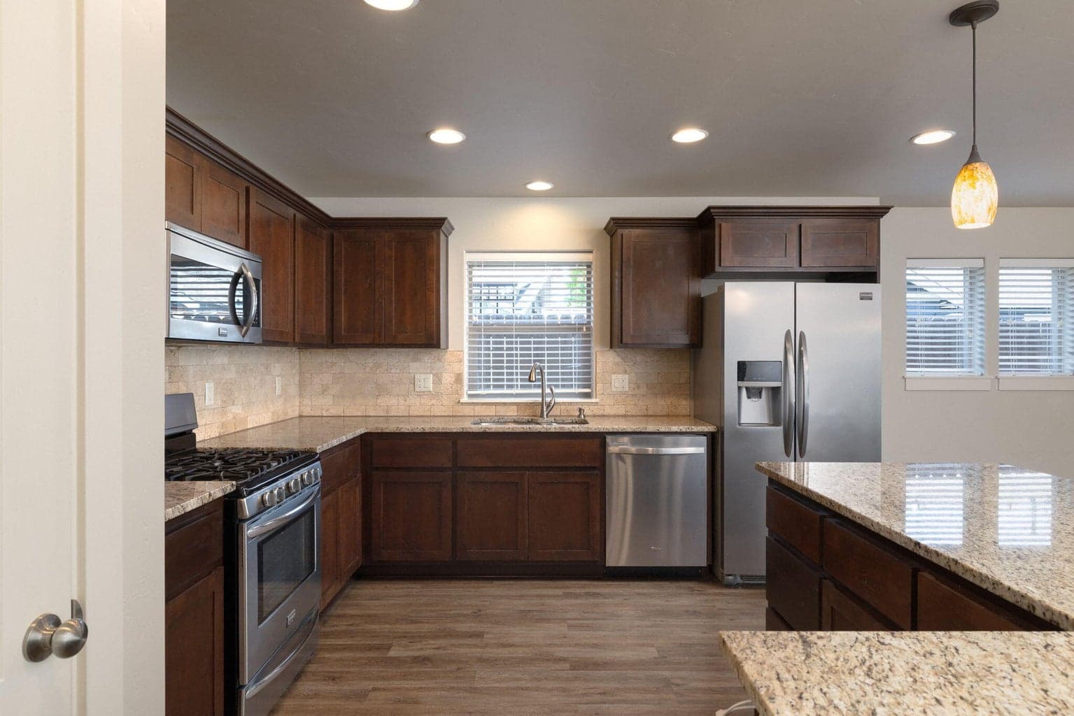 Photo of 21189 Capella 15 of 30