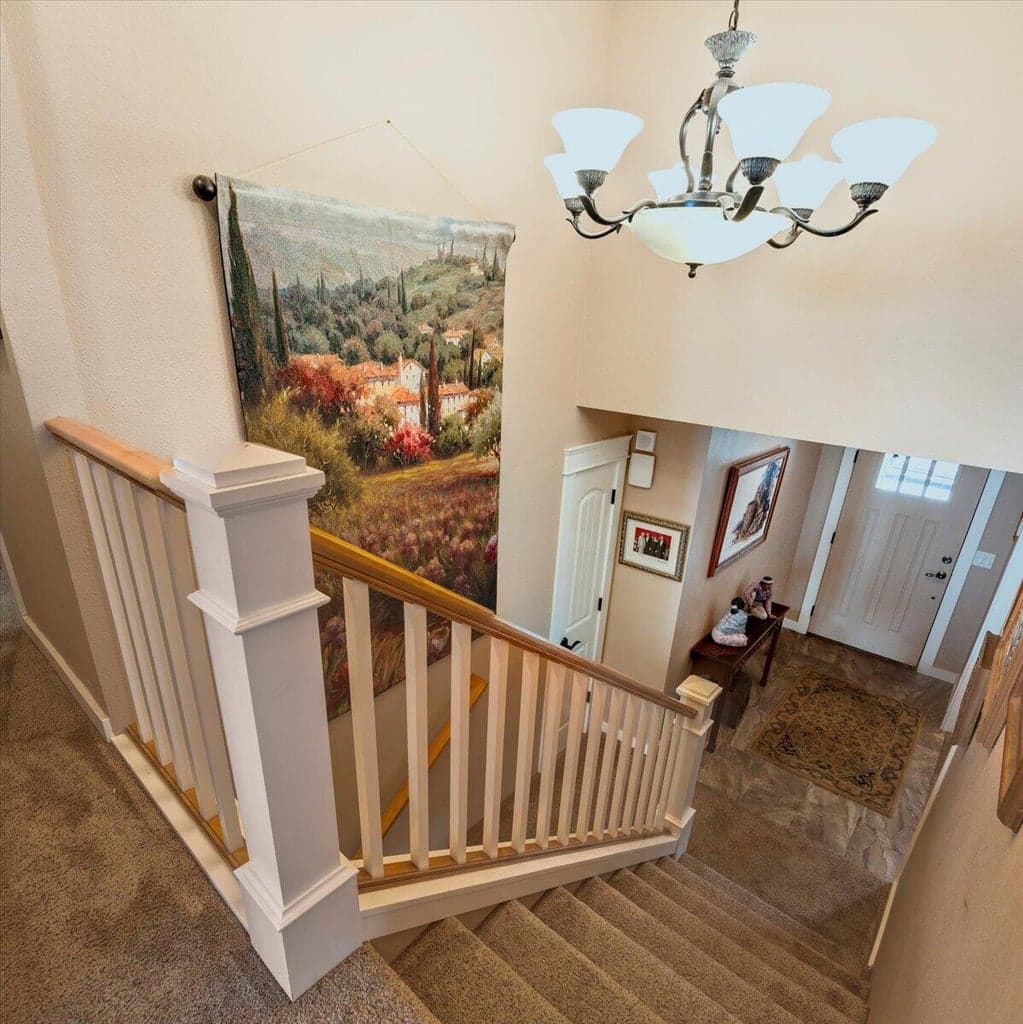Photo of 1725 SW Parkway Drive 36 of 63