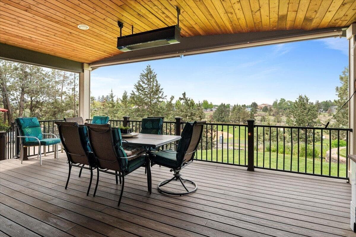Photo of 1725 SW Parkway Drive 39 of 63