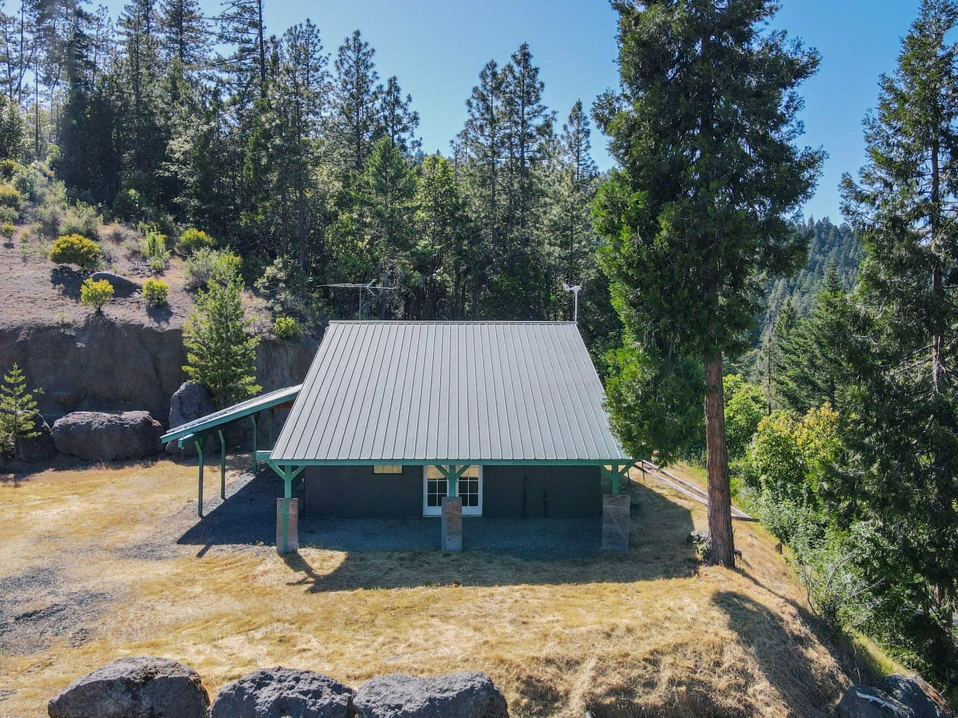 Photo of 567 Woody Acres 5 of 32