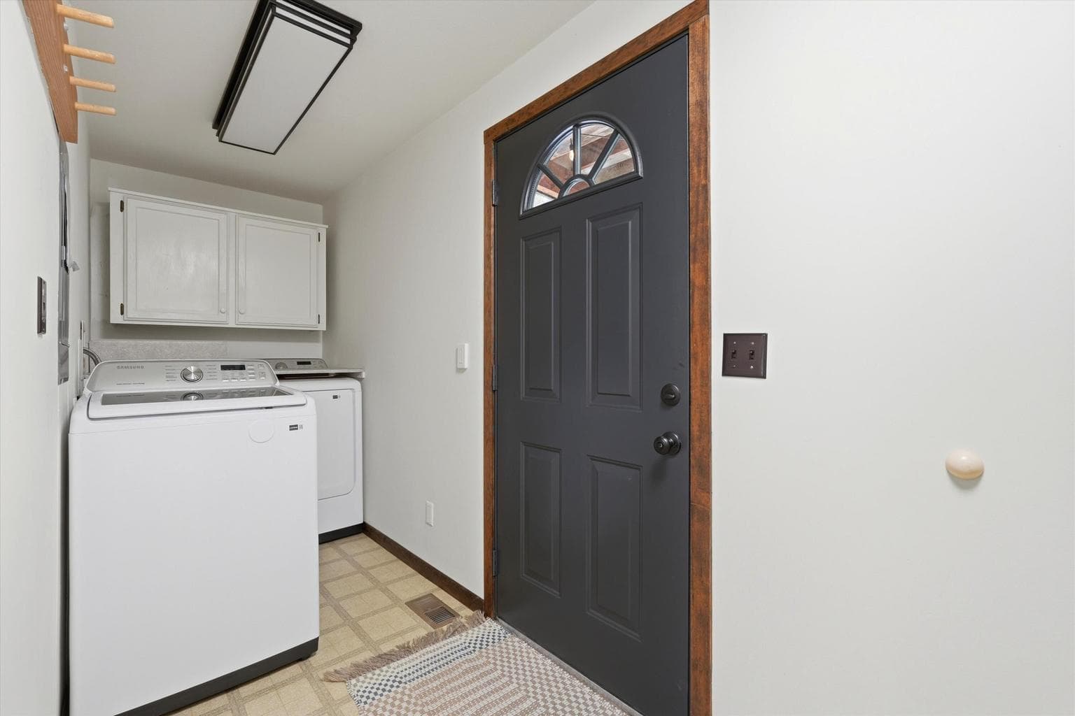 Photo of 56446 Eclipse Drive 33 of 42