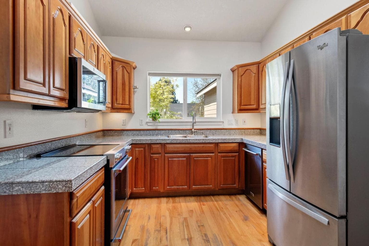 Photo of 20828 Cassin Drive 16 of 32