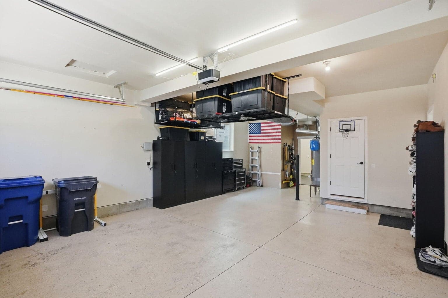 Photo of 61038 Snowbrush Drive 33 of 80