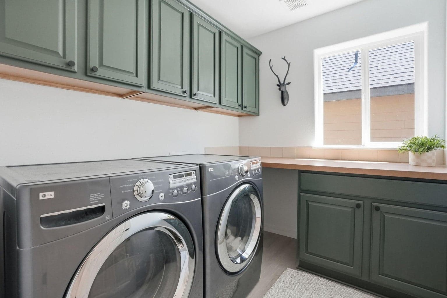 Photo of 61038 Snowbrush Drive 52 of 80