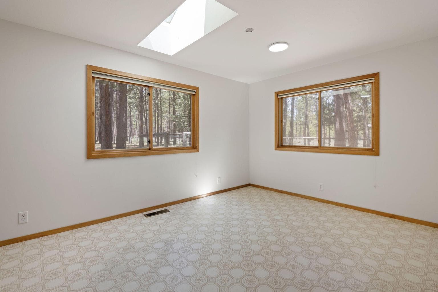 Photo of 68978 Graham Court 12 of 31