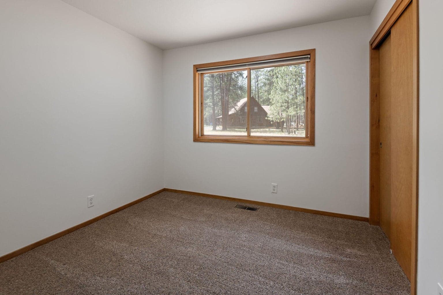 Photo of 68978 Graham Court 18 of 31