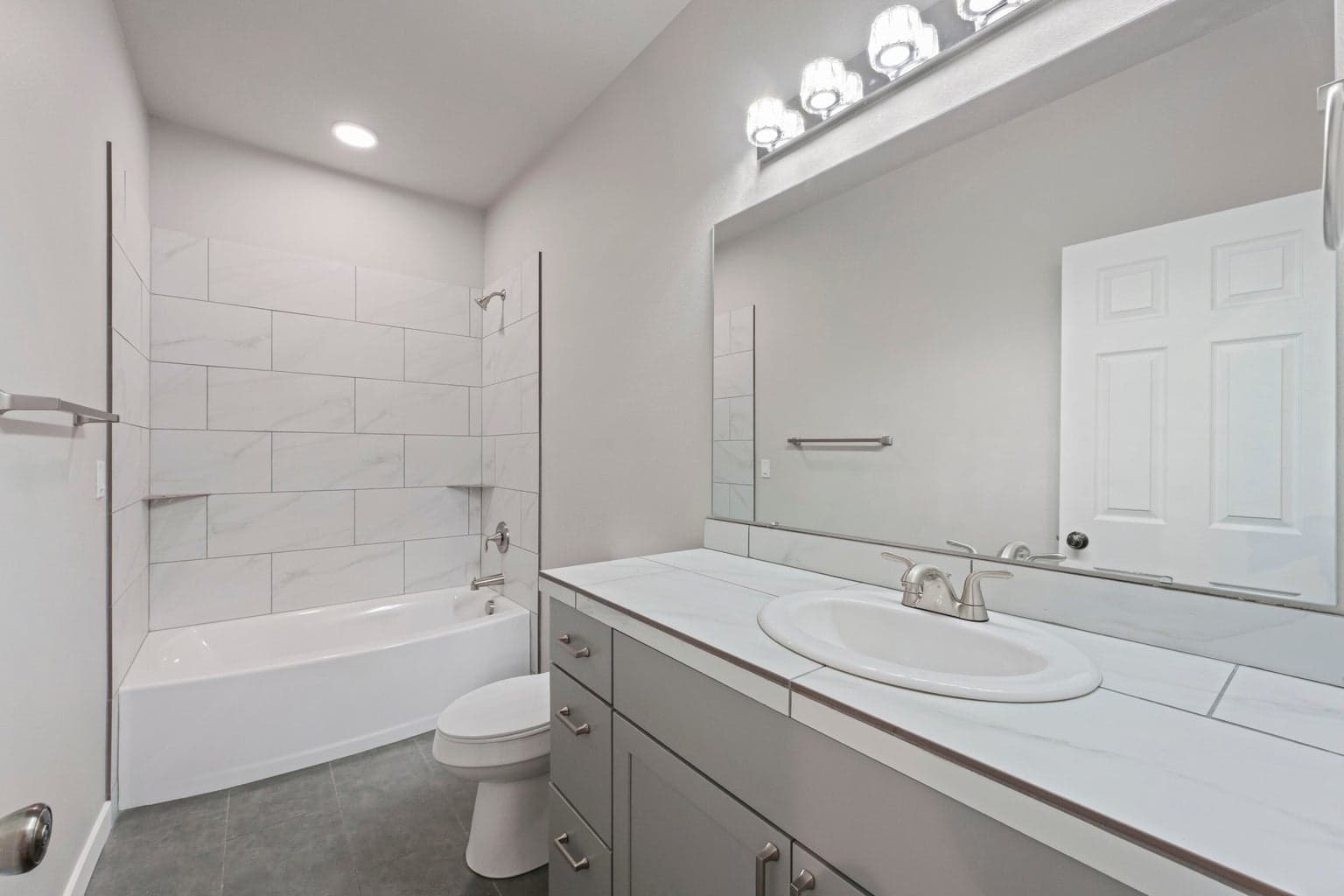 Photo of 21189 Ritz Place 12 of 37