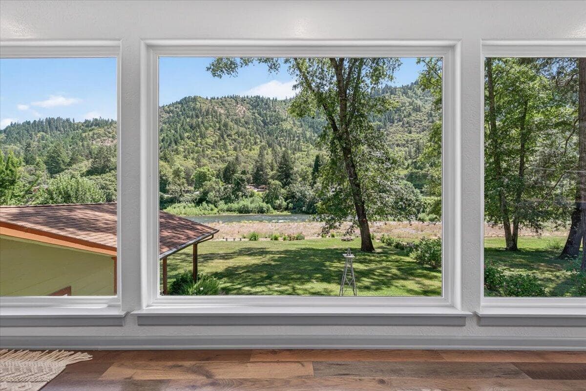 Photo of 423 Fielder 5 of 45