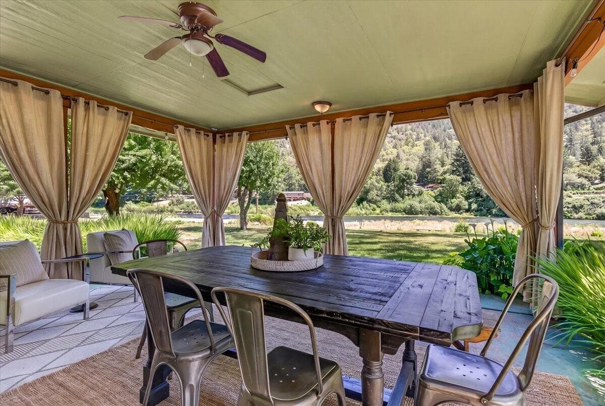 Photo of 423 Fielder 2 of 45
