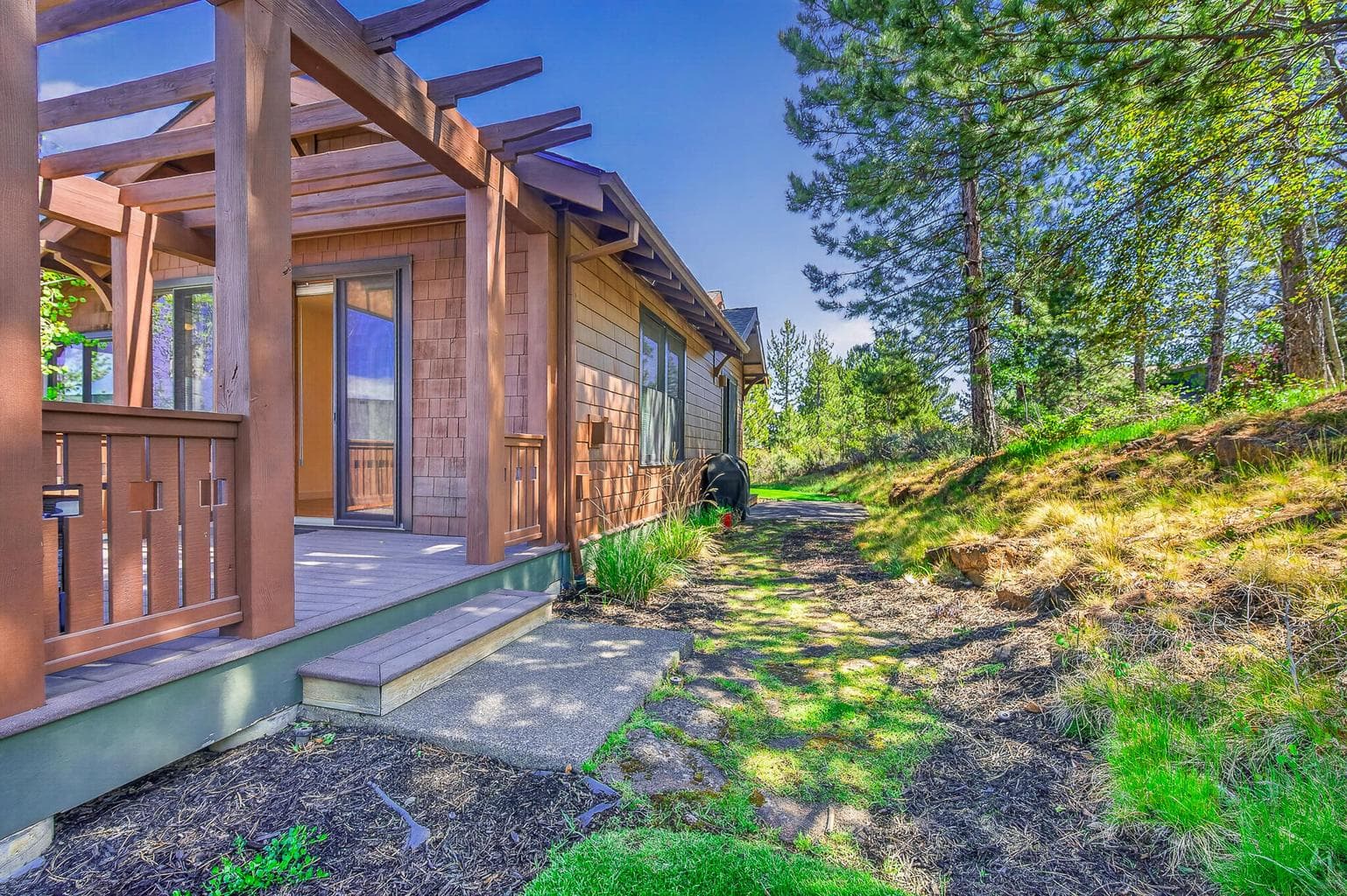 Photo of 19305 Brookside Way 32 of 48
