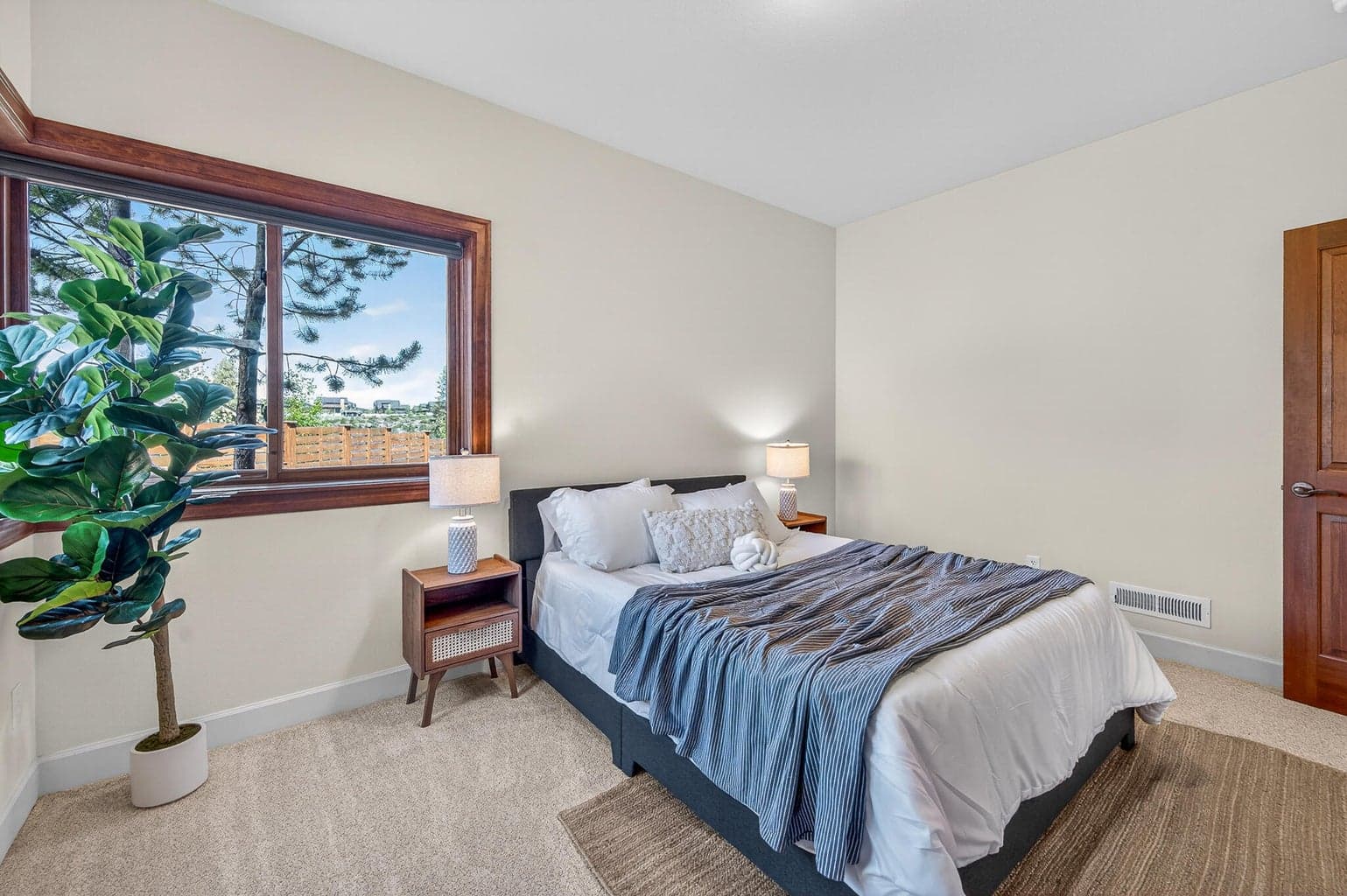 Photo of 19305 Brookside Way 39 of 48