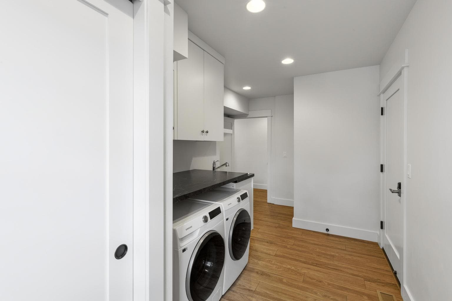 Photo of 1027 NW Albany Avenue 35 of 69