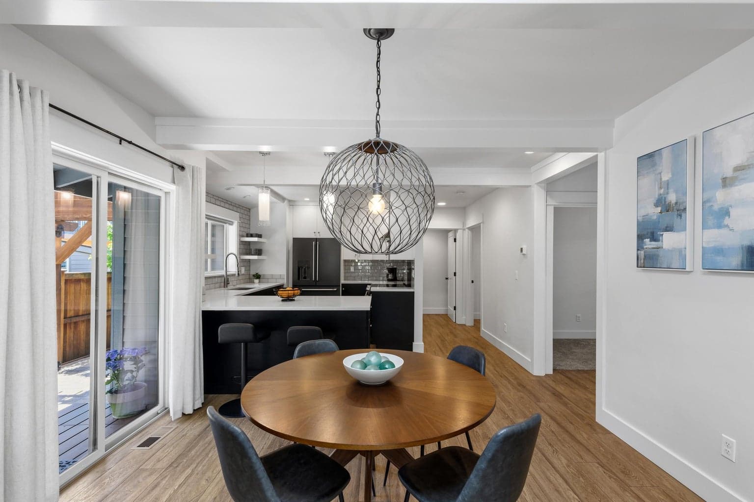 Photo of 1027 NW Albany Avenue 14 of 69