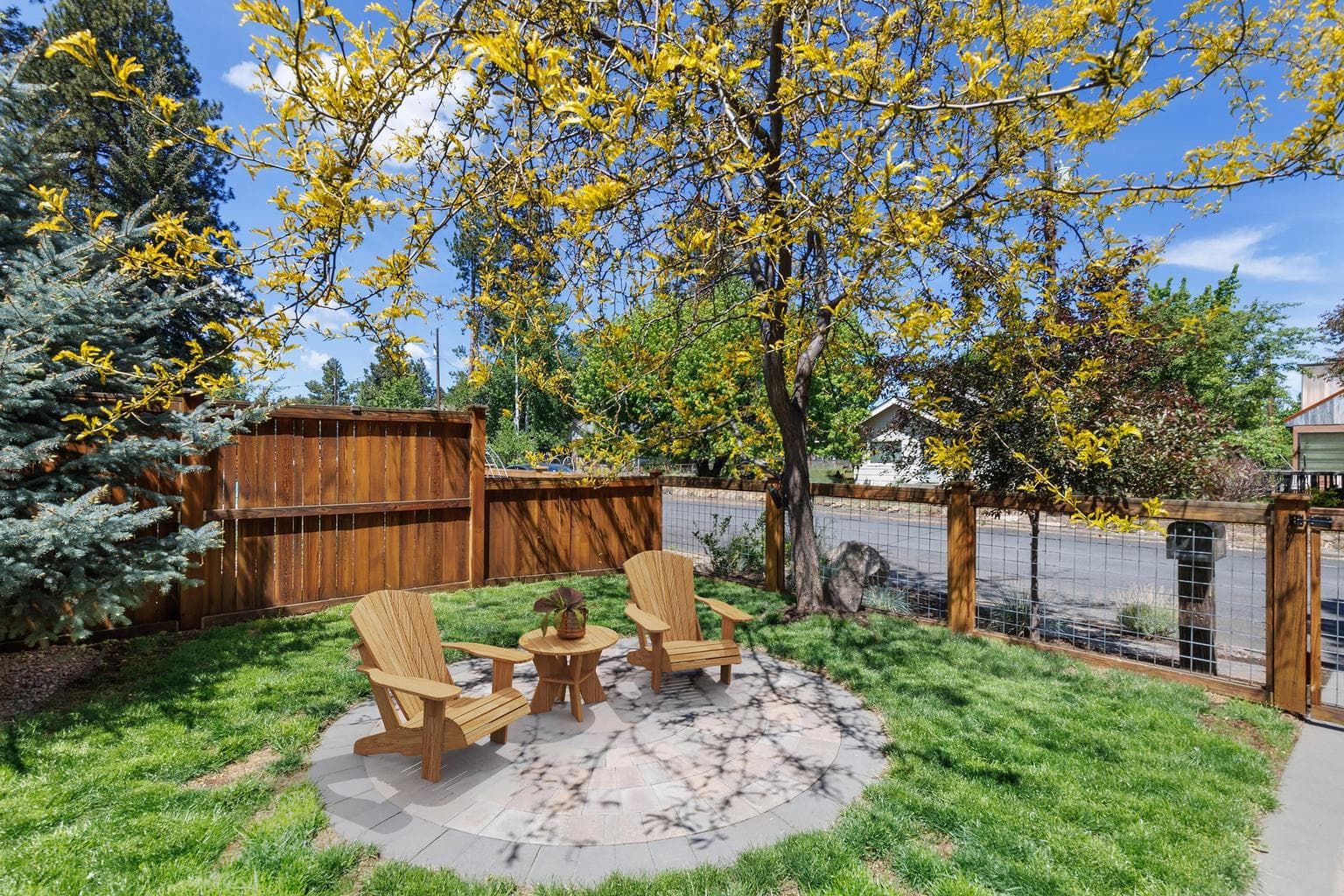 Photo of 1027 NW Albany Avenue 62 of 69