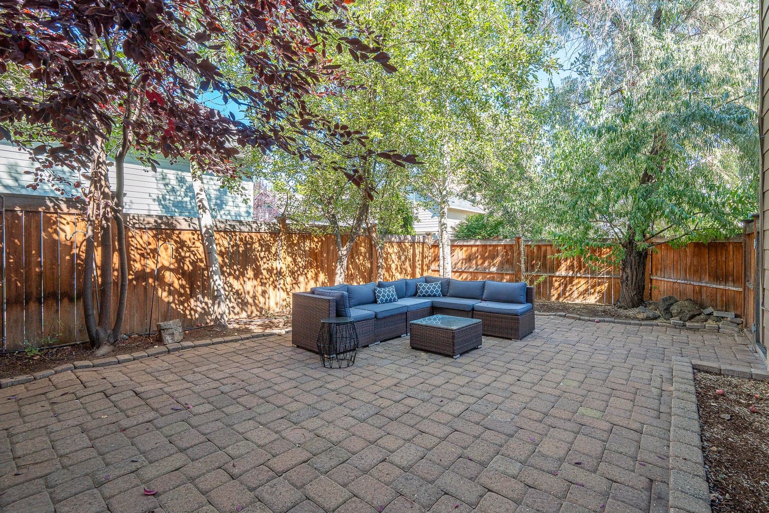 Photo of 21380 Oakview Drive 31 of 46