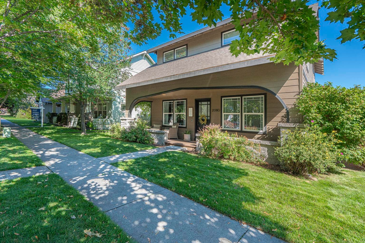 Photo of 21380 Oakview Drive 36 of 46