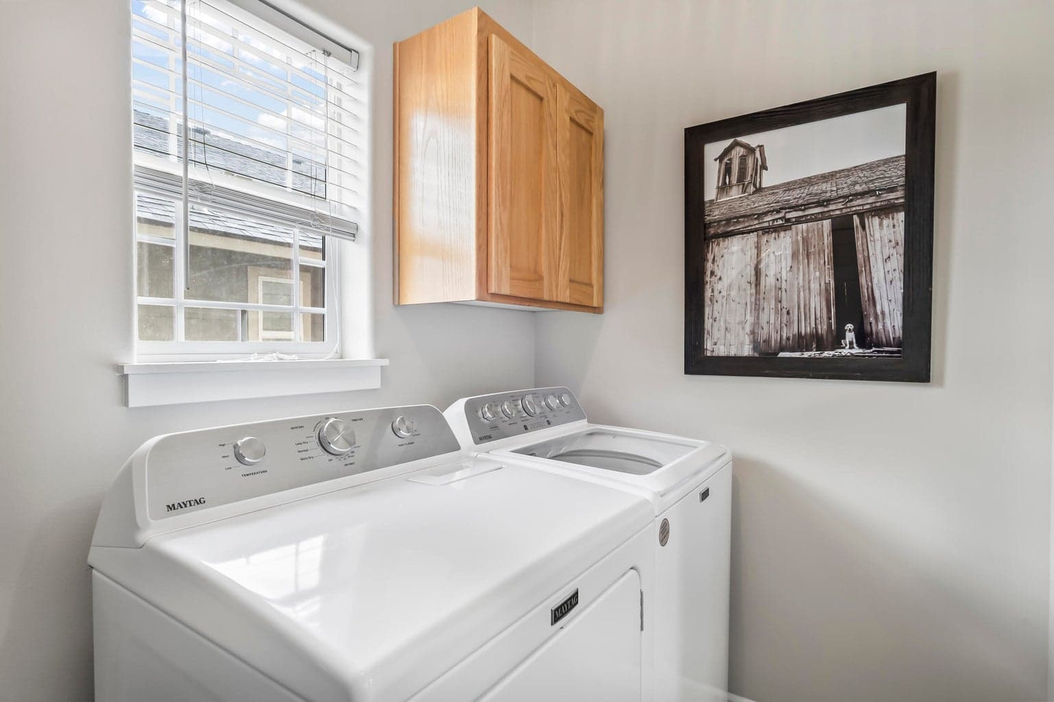 Photo of 21380 Oakview Drive 28 of 46