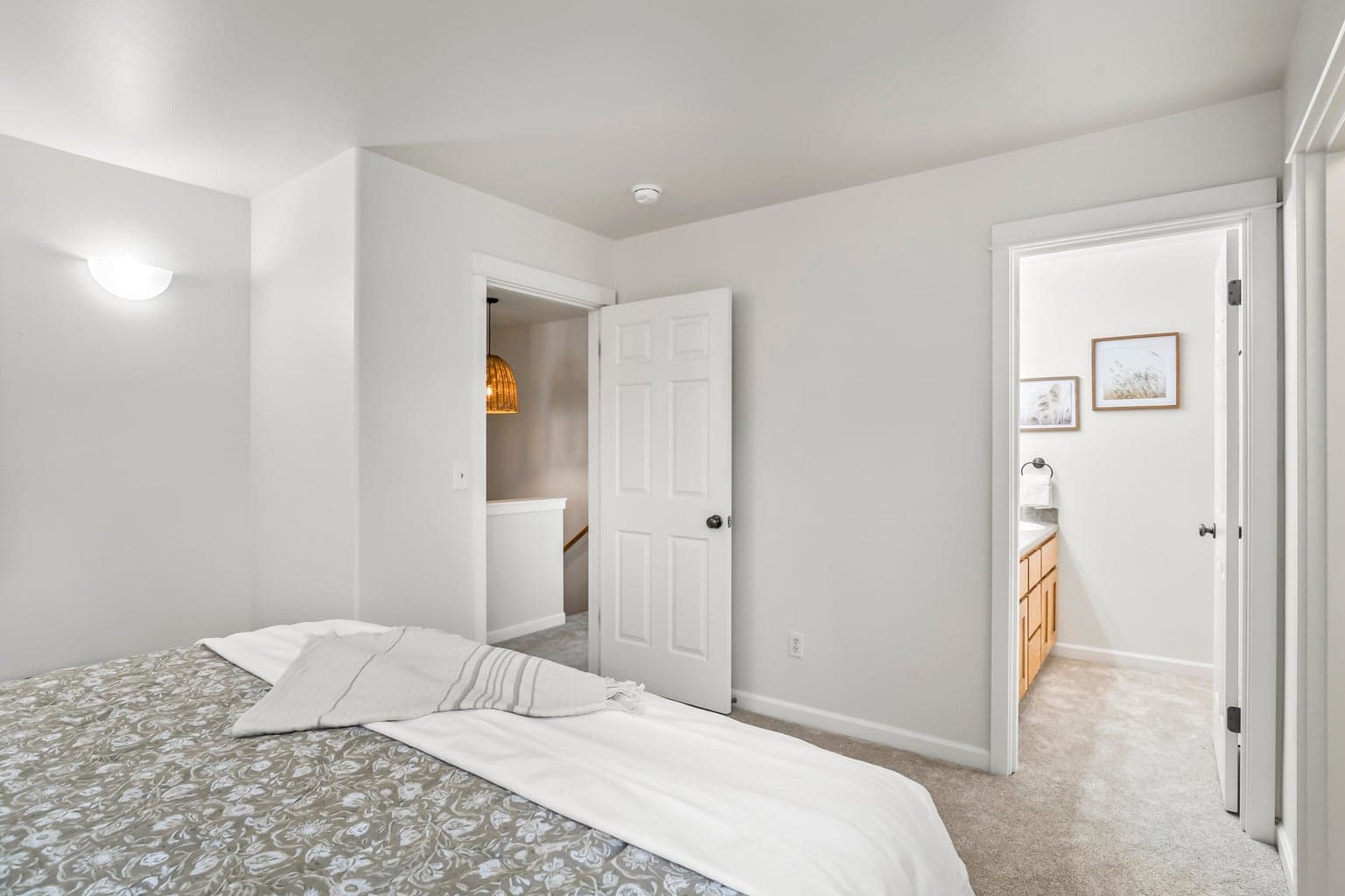 Photo of 21380 Oakview Drive 19 of 46
