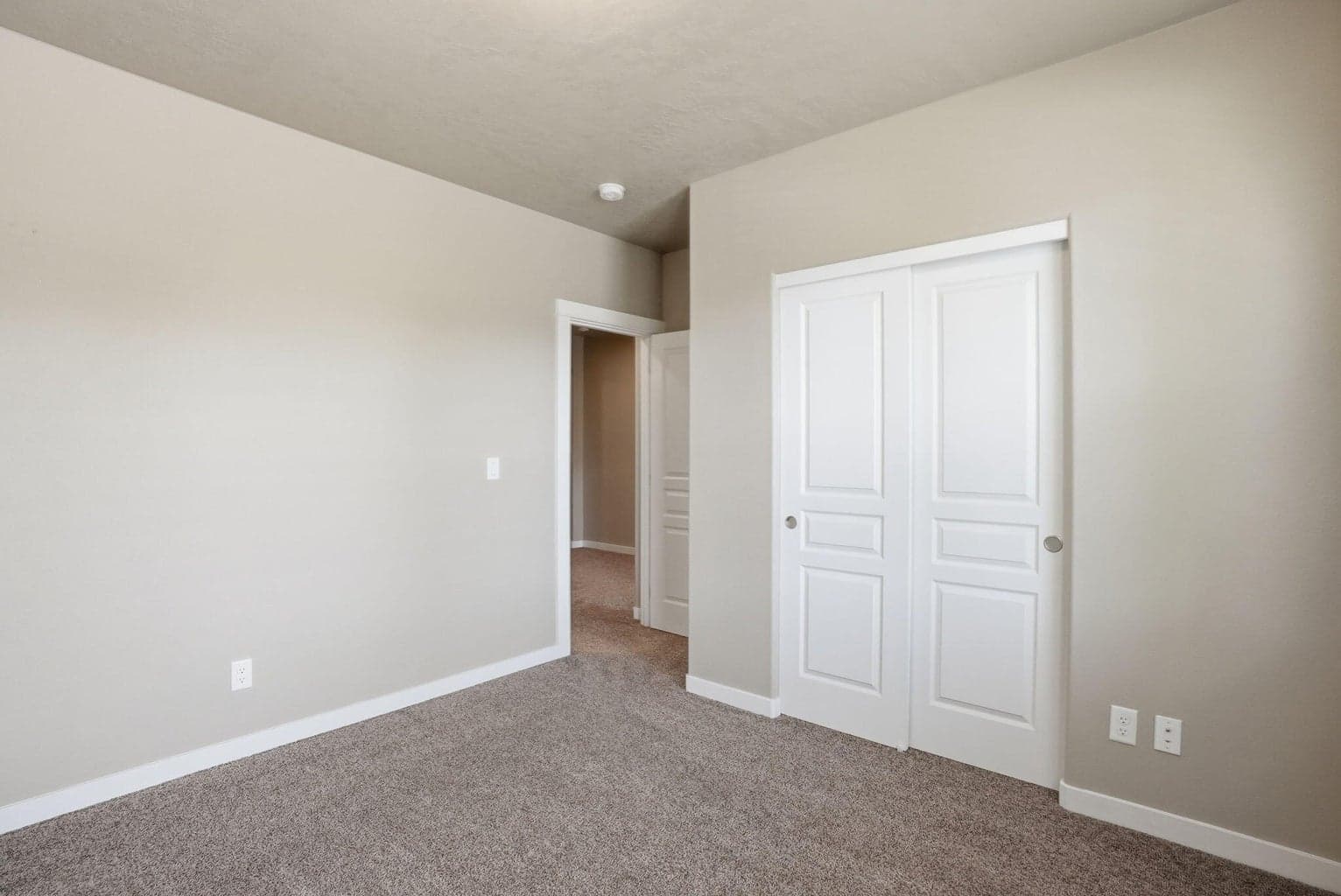 Front Bedroom/Office