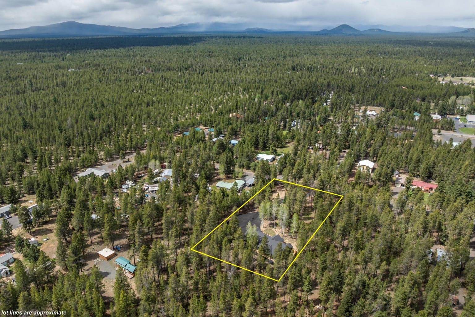Photo of 15943 Cascade 3 of 55