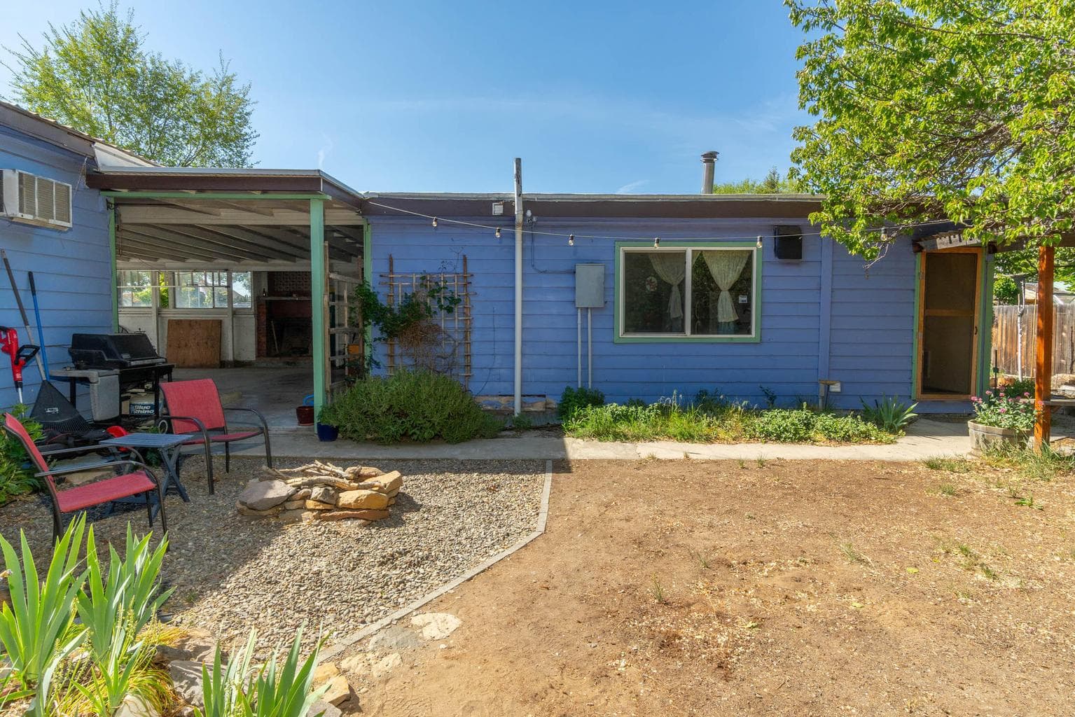 Photo of 1808 Kalama 4 of 22
