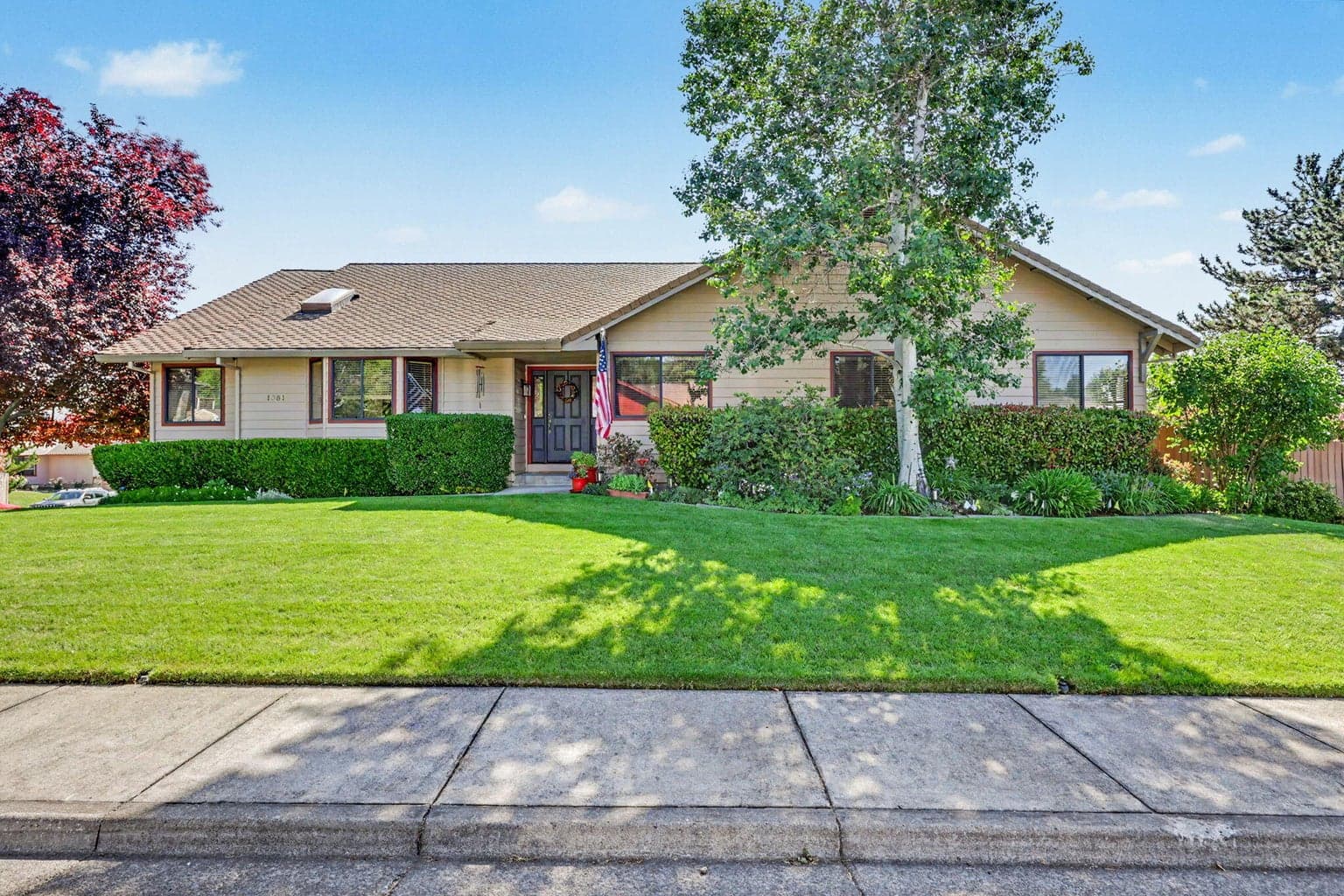 Photo of 1361 La Loma 3 of 77