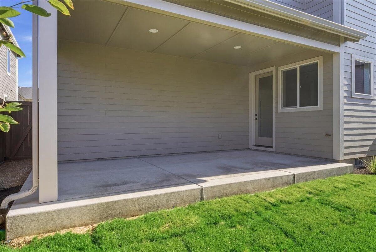 Photo of 21424 SE Krakatoa Court 55 of 67